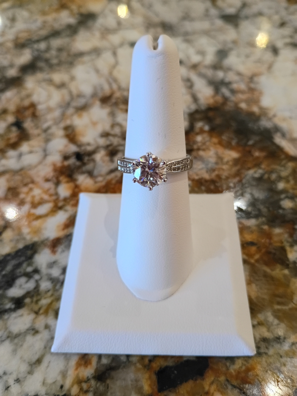 NWT 2 CT Moissanite Sterling Silver Ring Size 7 GRA Included